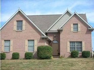 8166 Kingston Dr, Newburgh, IN 47630