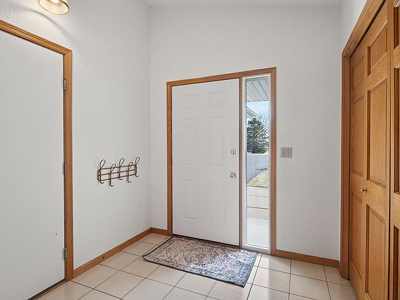 4th image of 40830 Fenian Way