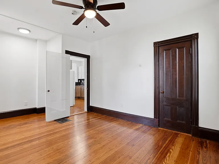 61 Edwin St #1 — Photo 18