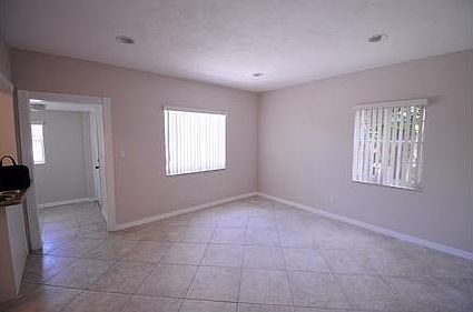 2nd image of 1582 NE 177th St