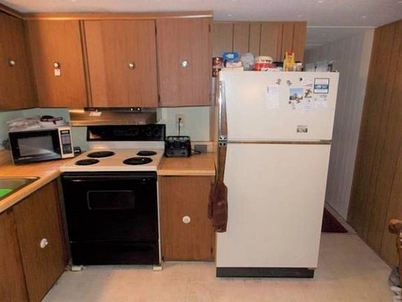 3rd image of 6606 Pecan Dr