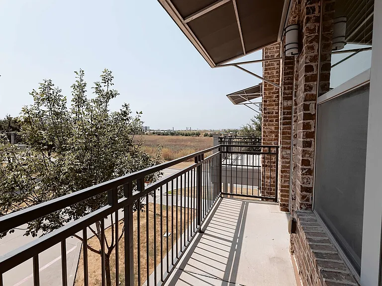 The District At Cypress Waters - Parson's Green — Photo 1017