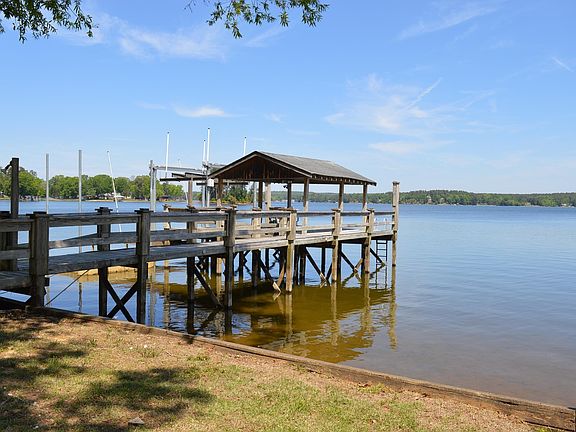 2nd image of 1688 Mallard Point Ln