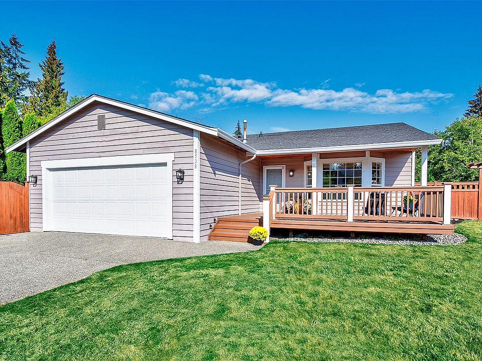 Updated Finn Hill Home Located In A Highly Desirable Kirkland Location - Close To Freeways, Transit, Schools, Parks & Amenities!>