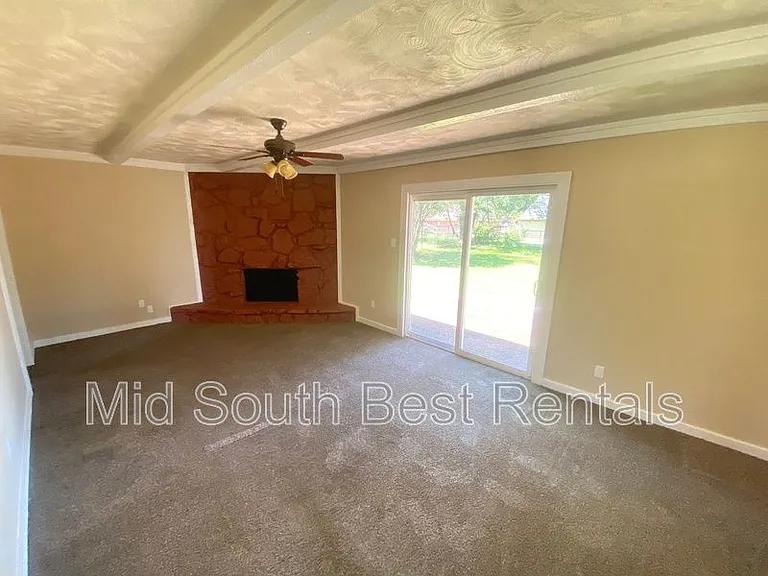 3312 Daisywood Ln — Photo 5