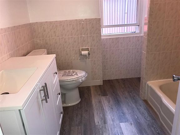 3rd image of 70 School St #2B