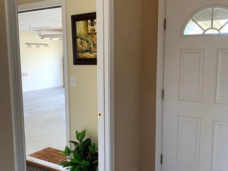 Garage entrance through laundryroom is ideal in winter.