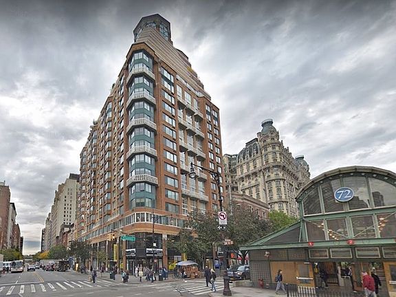 5th image of 201 W 72nd St #4A