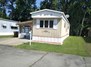 176 Carefree Ln, Buffalo, NY 14227