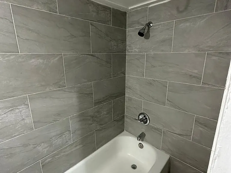 707 Franklin St — Photo 3