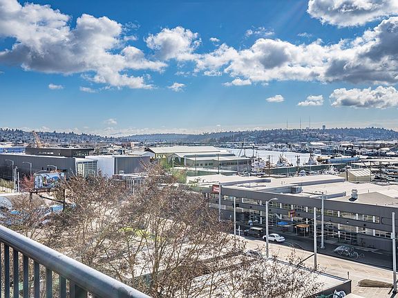 4th image of 2833-2839 NW 56th St #108
