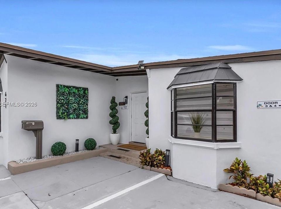 1st image of 621 NW 59th Ave