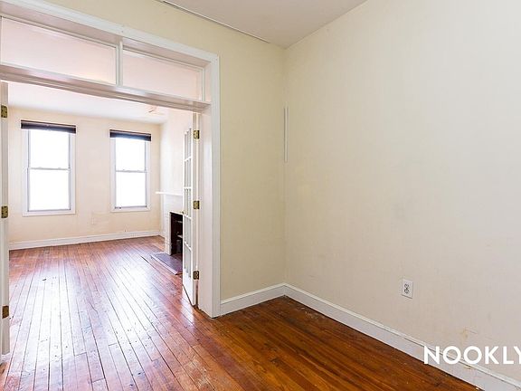 4th image of 61 Morgan Ave #2J