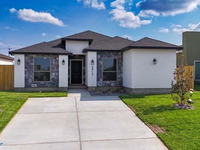 3917 Yoyis St, Laredo, TX, 78046