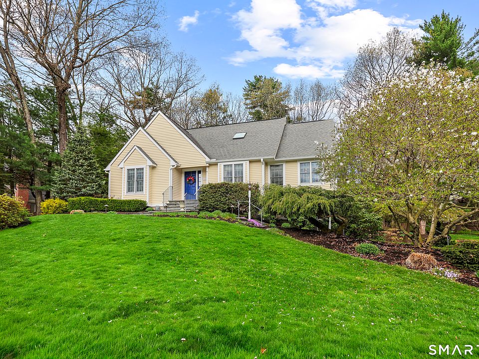 1st image of 152 Hollyberry Road