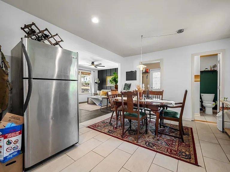 205 Cedar Dr — Photo 16