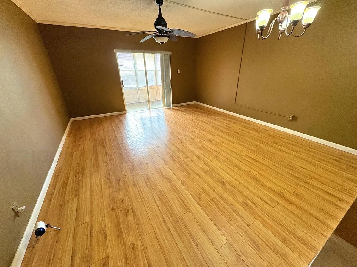 Building Photo - 2060 NW 48th Ter #308
