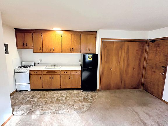 5th image of 727 13th Ave SE APT 5