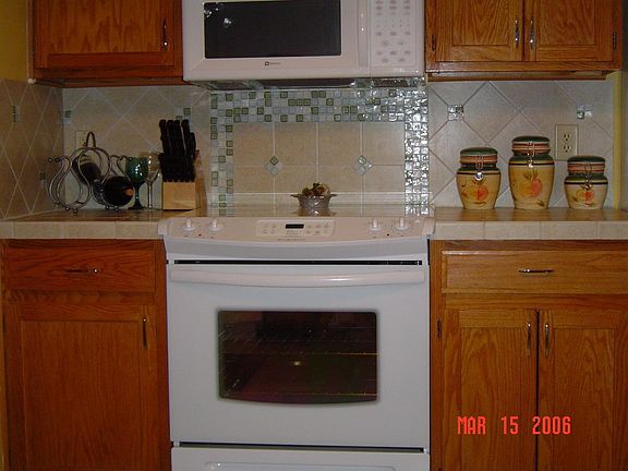 Custom glass tile counter/backsplash