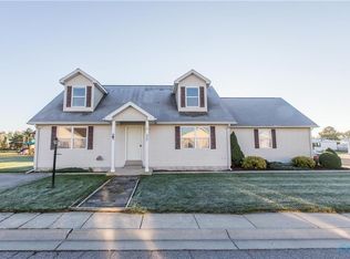 305 Hidden Ridge Dr, Delta, OH 43515