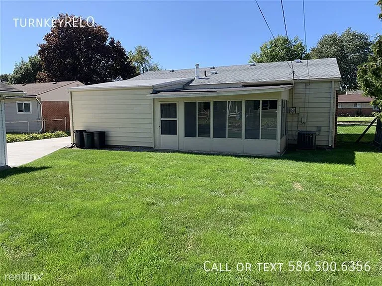 38428 Tottenham Rd — Photo 43