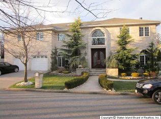 17 Keppel Ave, Staten Island, NY 10307