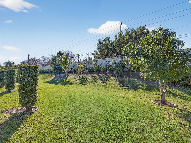 168 Thornton Dr — Photo 51