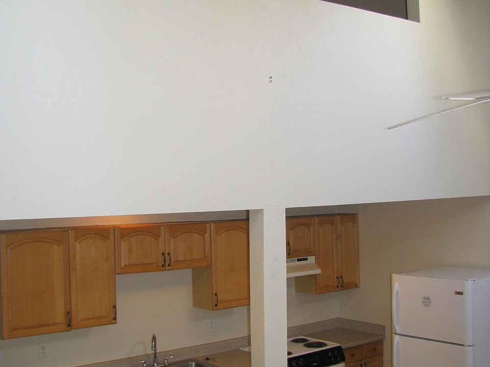 1st image of 46 N Stewart St APT C