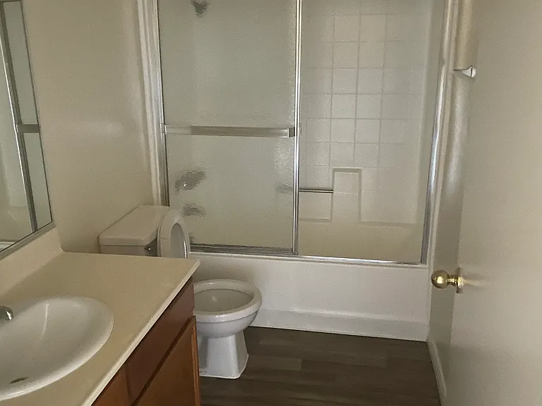 9575 Laurel Canyon Blvd #9 — Photo 11