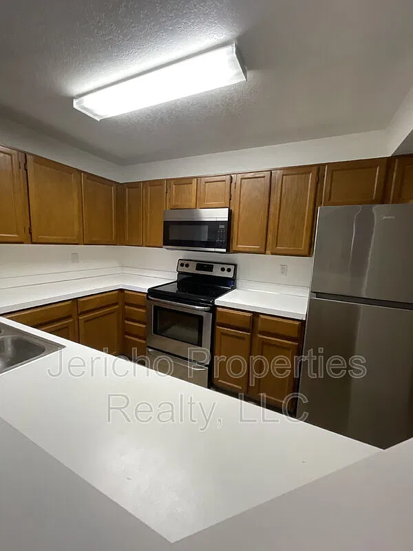 1 bed, 1.0 bath, 644 sqft, $1,395 — Photo 3