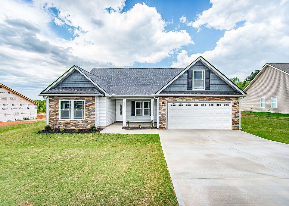 Huckleberry Cove by Enchanted Homes in Chesnee SC | Zillow