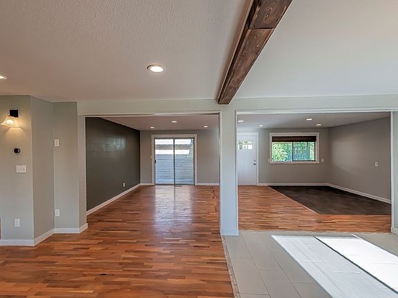 4th image of 83 Snider Dr