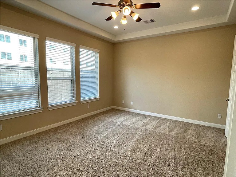 10418 Quiet Courtyard Rd — Photo 19