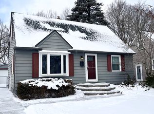 421 N Edgeworth Ave, Royal Oak, MI 48067