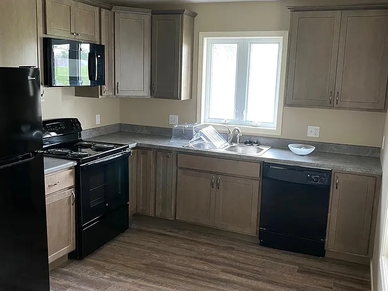 3202 Rock Ridge Rd #1 — Photo 2