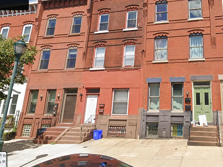 2917 W Girard Ave #2 — Photo 1