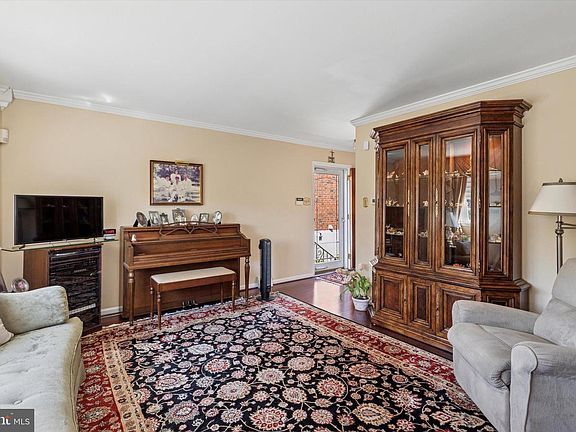 3rd image of 7406 Hill Rd
