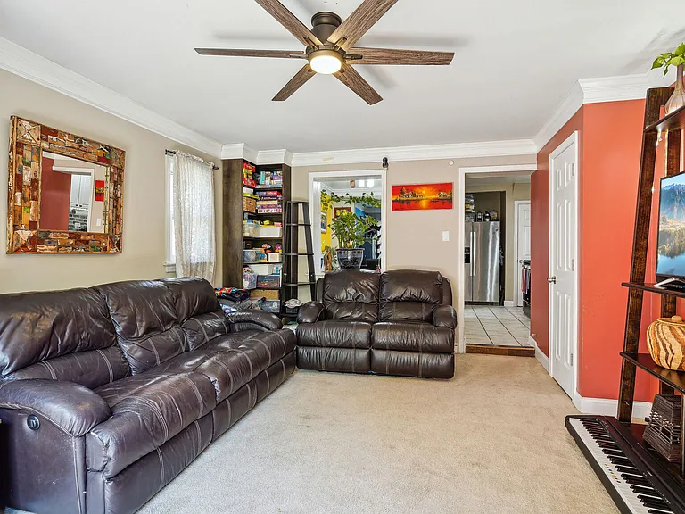 327 Ashby St #1 — Photo 3