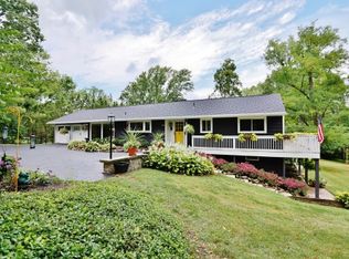 93 W Ridgeway Dr, Dayton, OH 45459