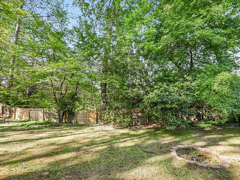 5088 Phillip Ct — Photo 17