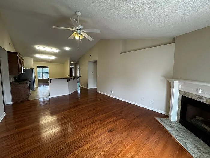 7010 Thornwood Ln SE — Photo 13
