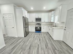 722 1/2 S Williamson Ave, Los Angeles, CA