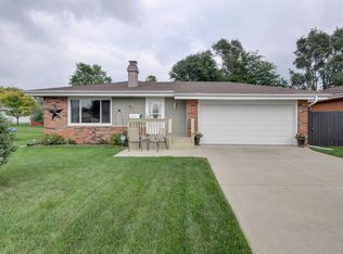1613 State St, Union Grove, WI 53182
