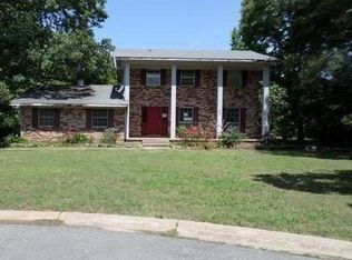 42 Chalet St, Cabot, AR 72023