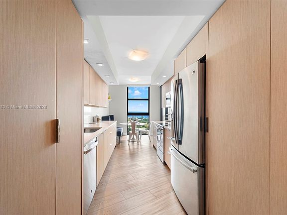 5th image of 20281 E Country Club Dr APT 1608