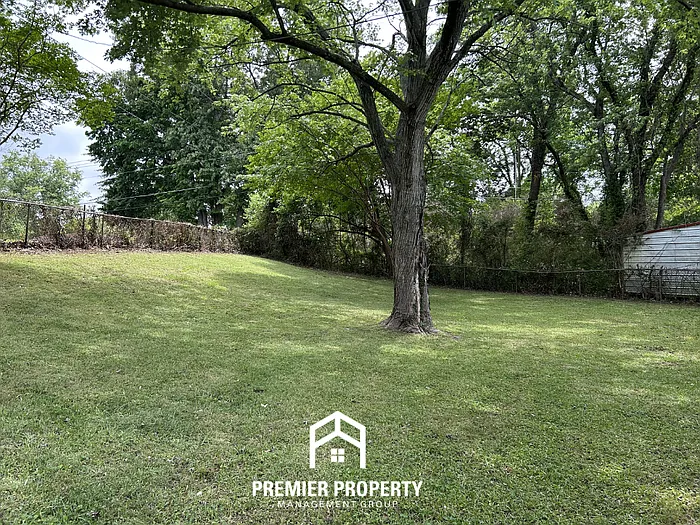 8280 Hastings Cv — Photo 17