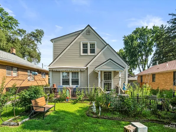 307 Lakelawn Blvd, Aurora, IL 60506