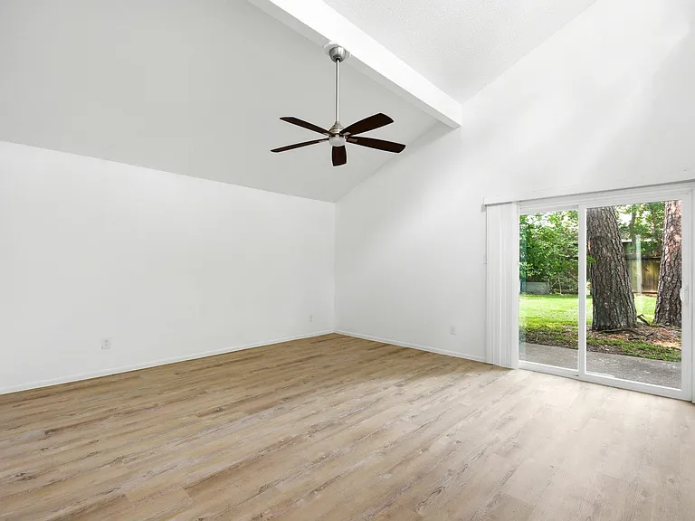 19407 Enchantford Ct — Photo 25