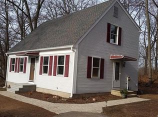 335 Woodbridge St, Manchester, CT 06042