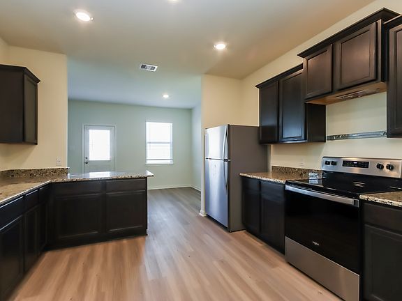 5th image of 5902 Sapphire Lagoon Rd